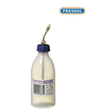 Olejnička 500 ml plastová (PE) mosadzná trubička Pressol
